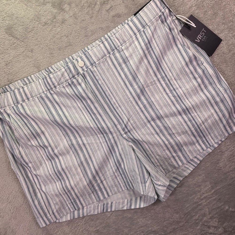 NWT VRST Men's Resort Shorts Sz XXL Blue Calm Stripe 5" Inseam Slim‎ Fit